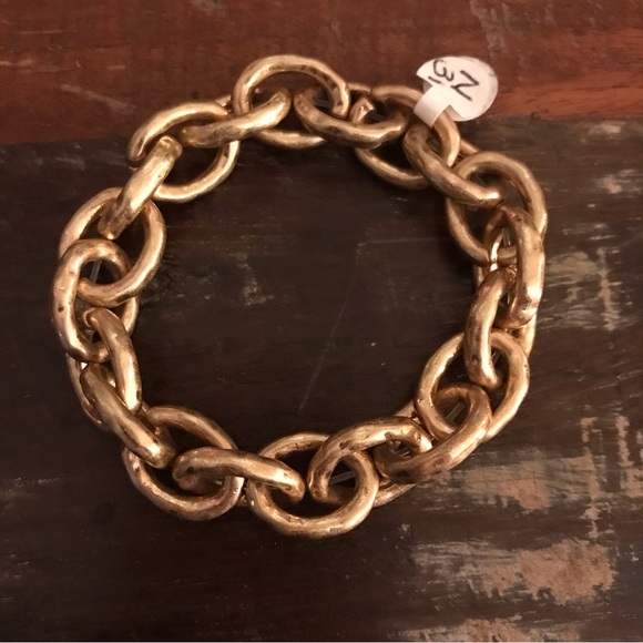 ▪️Hammered Gold Bracelet - Picture 1 of 3
